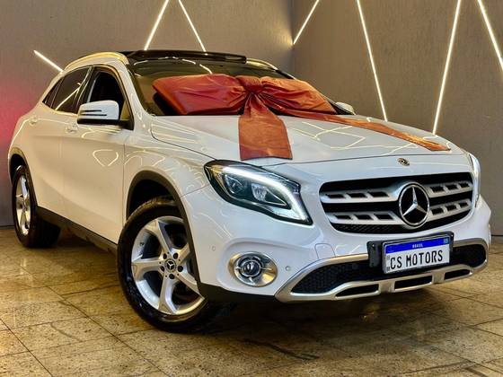 MERCEDES-BENZ GLA 200 1.6 CGI FLEX ENDURO 7G-DCT